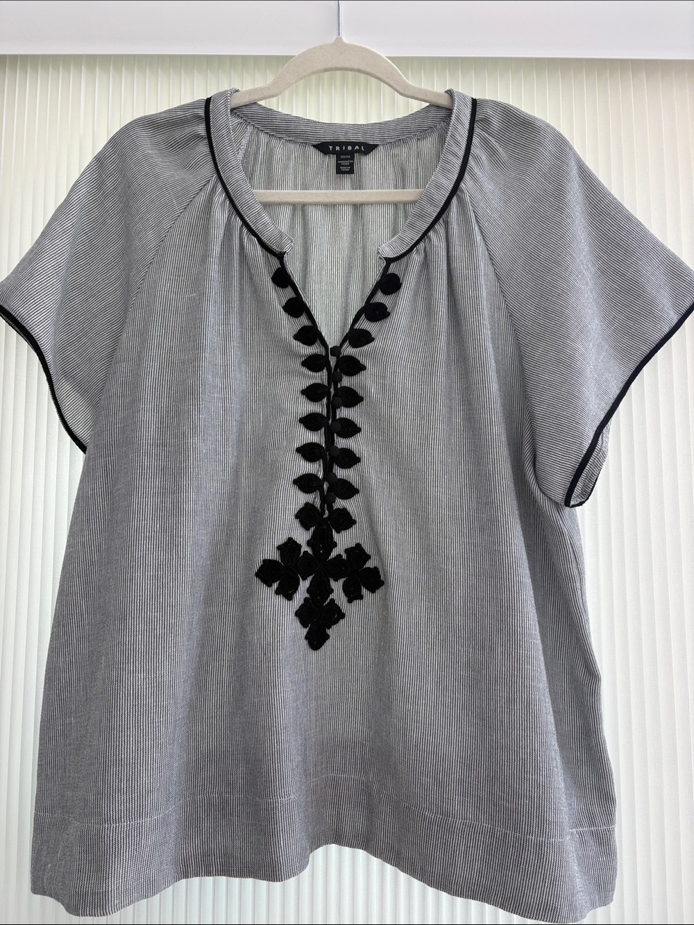 Tribal Black & White Striped Blouse with Black Leaf Embroidery NWOT